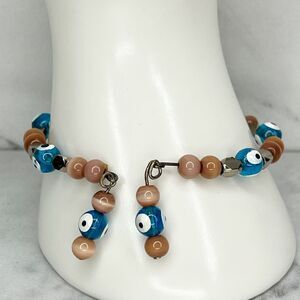 Blue Beaded Wire Bracelet